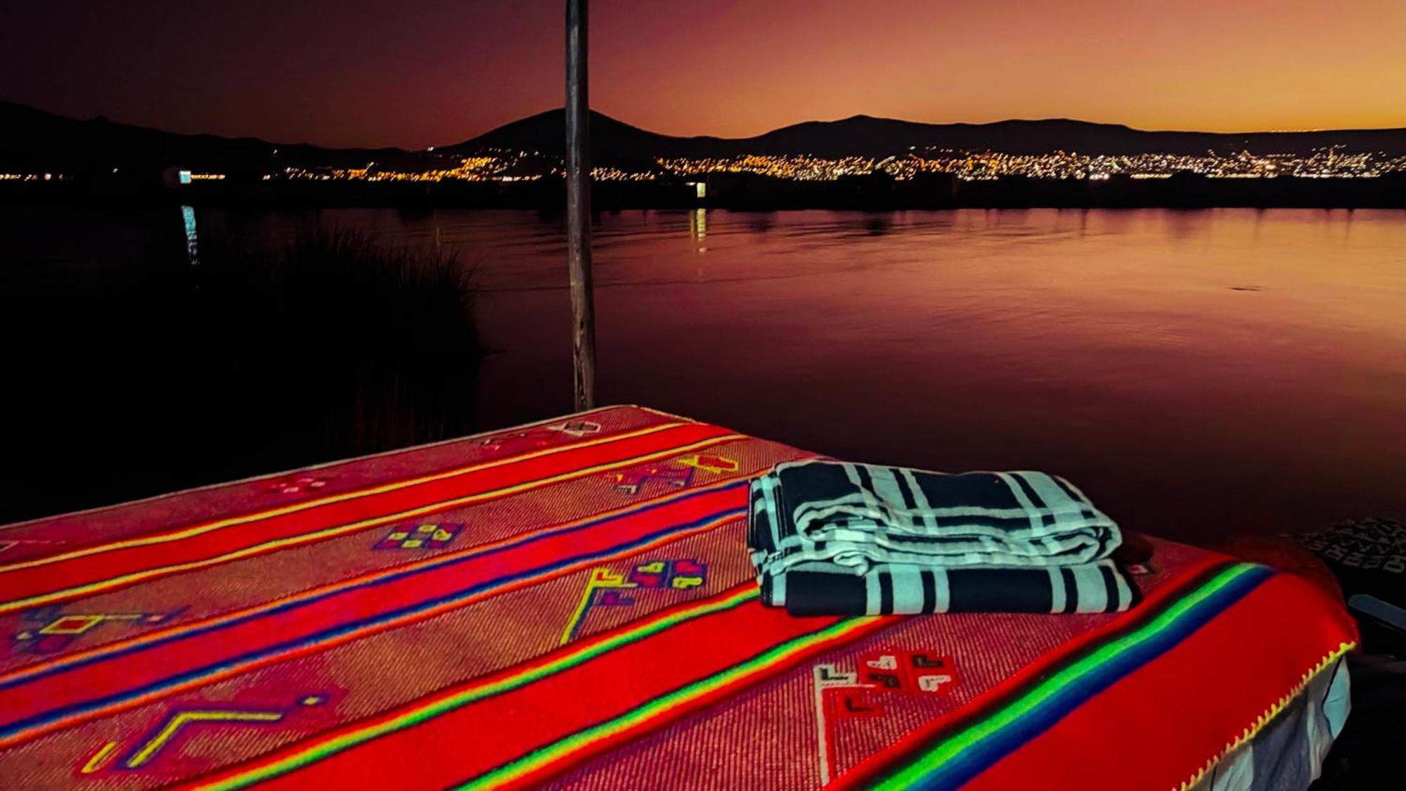 Uros Utasa Lodge Puno Eksteriør bilde